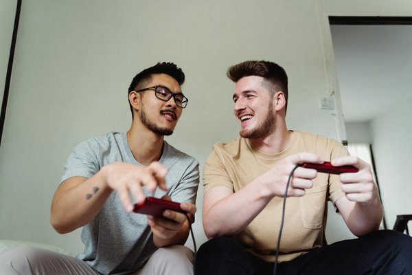 Quels sont les avantages des systèmes de reconnaissance d'iris pour la sécurité des smartphones ?